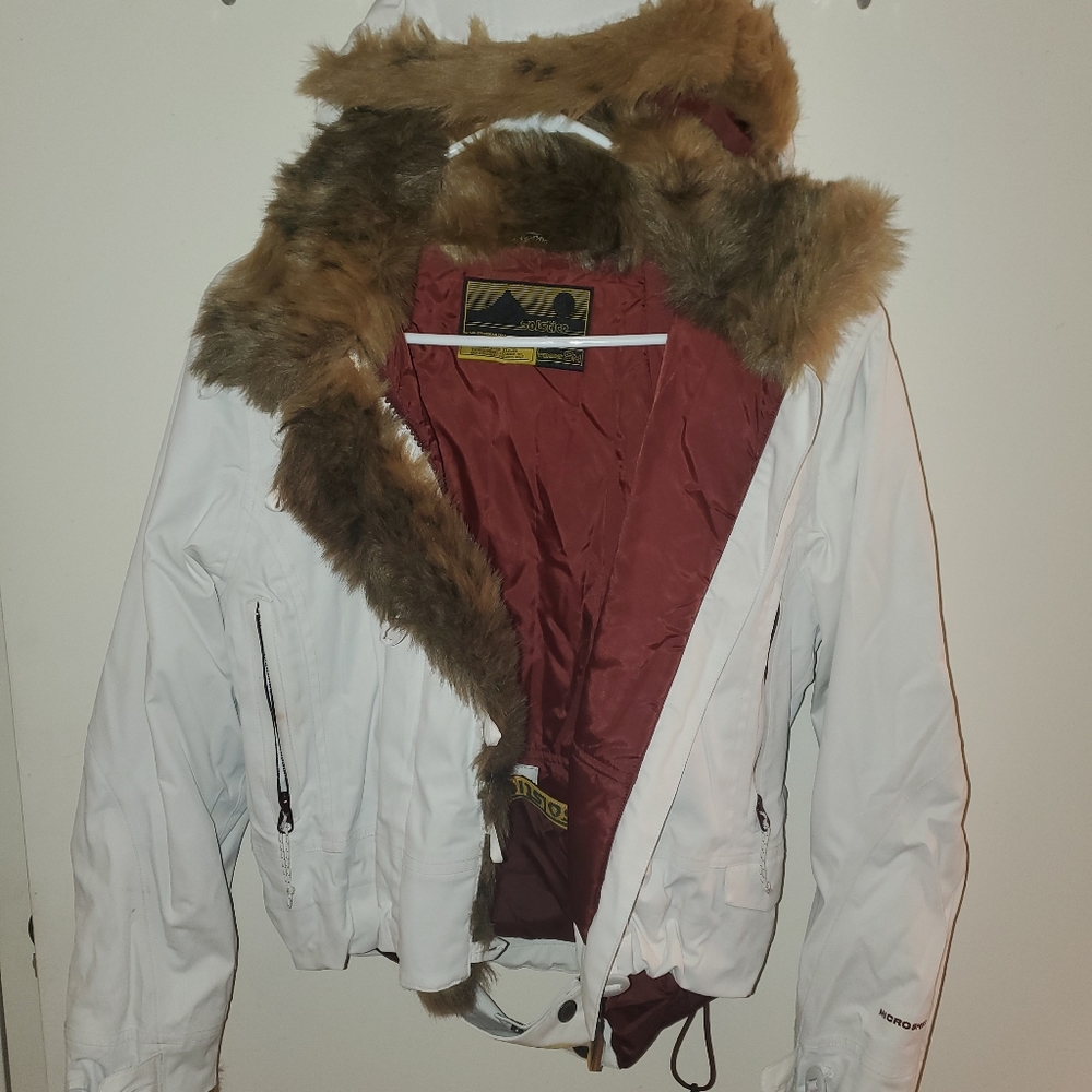 Ski Jacket - image 5